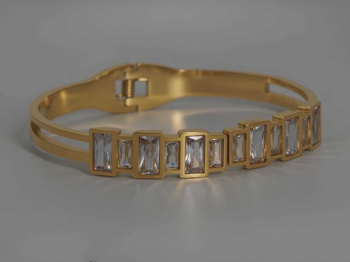 Luxe Baguette Kada