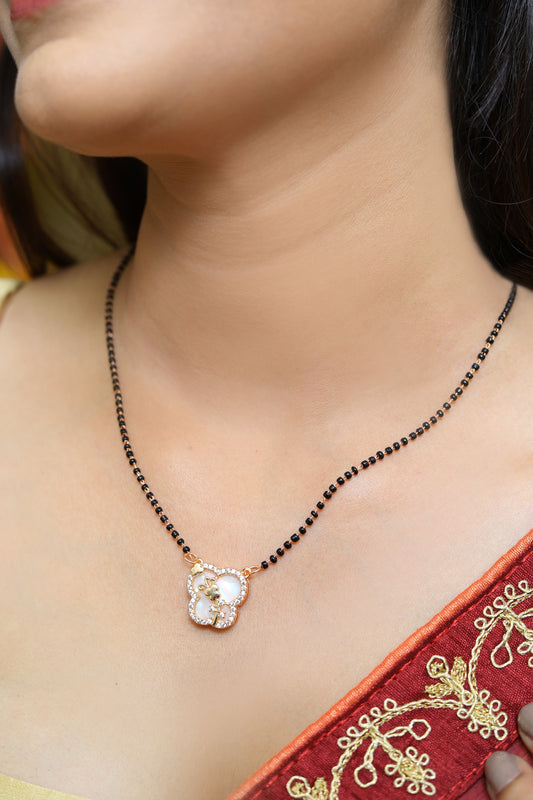 Pushpika Mangalsutra