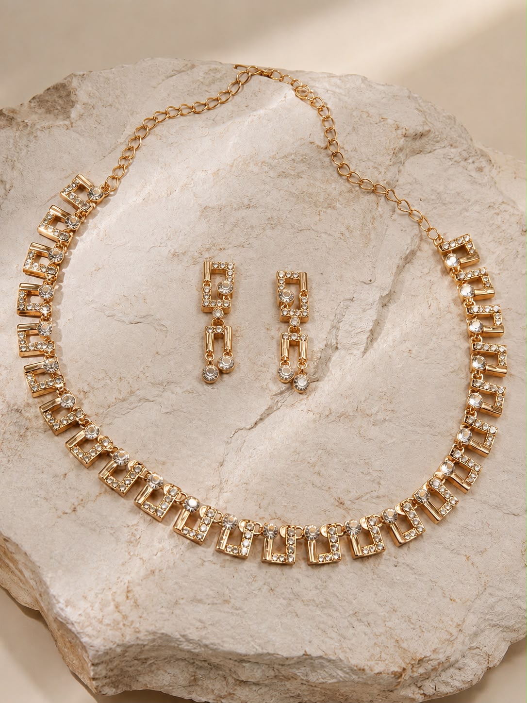 ELAN CRYSTAL